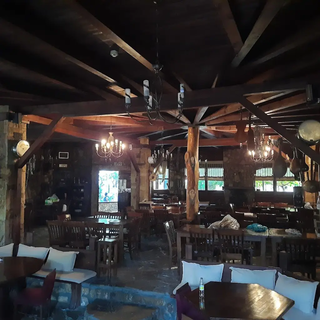 Pierantonios Papazoglou_Líthino_Gouménissa_review