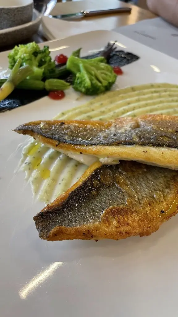 Iana Anghel_Marrone Restaurant_Kalamariá_recensione