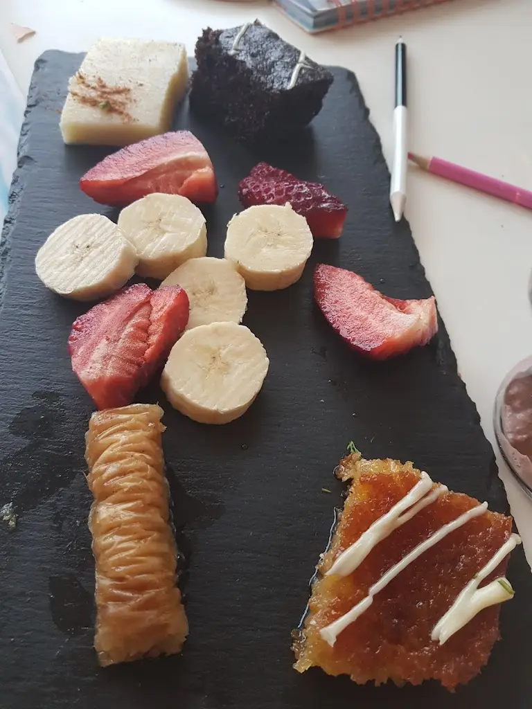 Menu_Maiami Seafood Restaurant_Kalamariá_image_7