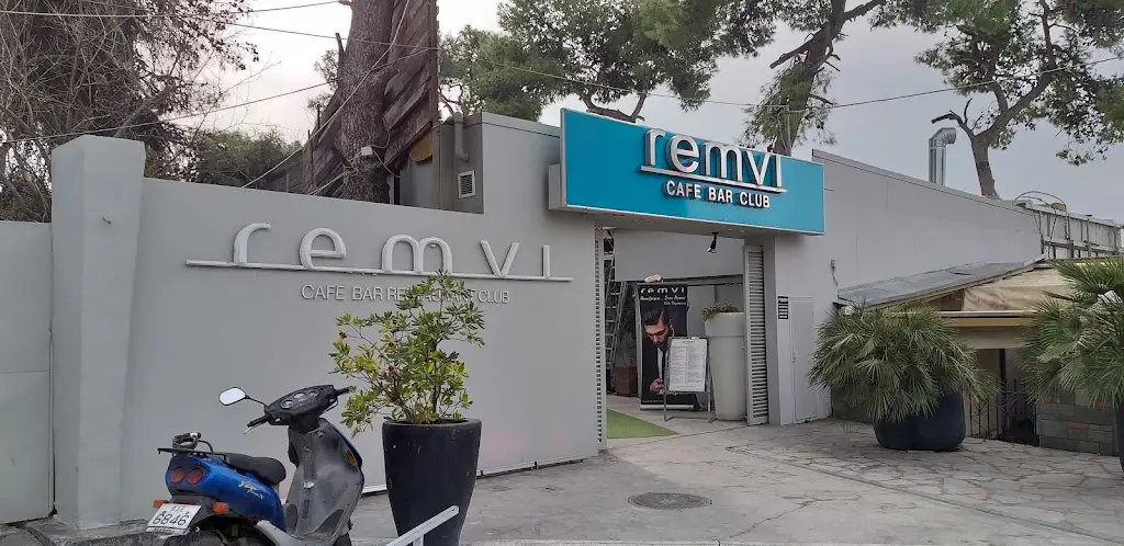 Remvi | Café Bar Restaurant Restaurant in Kalamariá