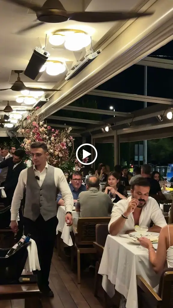 Mavri Thalassa_Kalamariá_slider_image_2