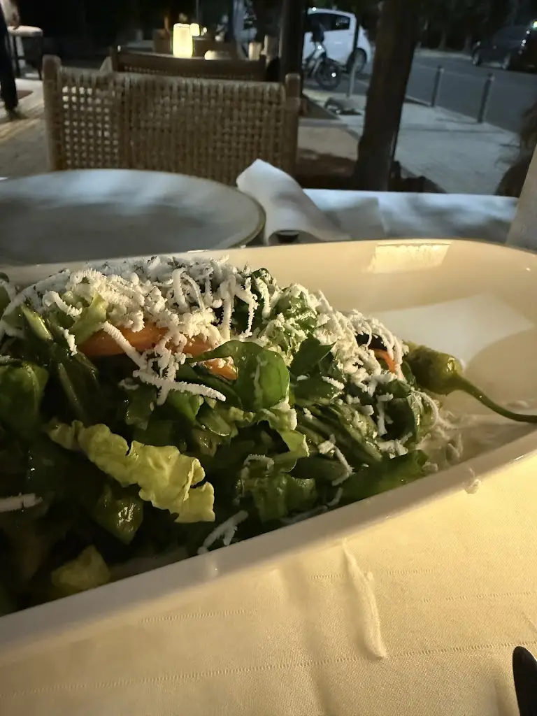 Ev_ΧΑΛΑΡΟ ΝΟ 1_Kalamariá_Bewertung