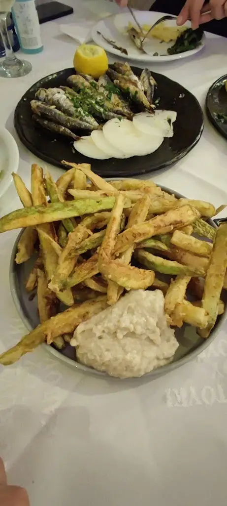 Menu_Ouzeri tou Kabouri_Kalamariá_imagen_8