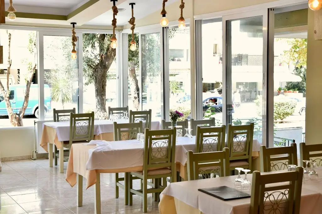 Ouzeri tou Kabouri Restaurant in Kalamariá