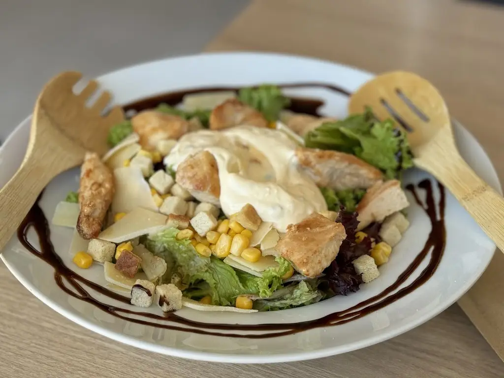 Menü_Oasis Restaurant & Bar_Kalýves Polygýrou_Bild_8