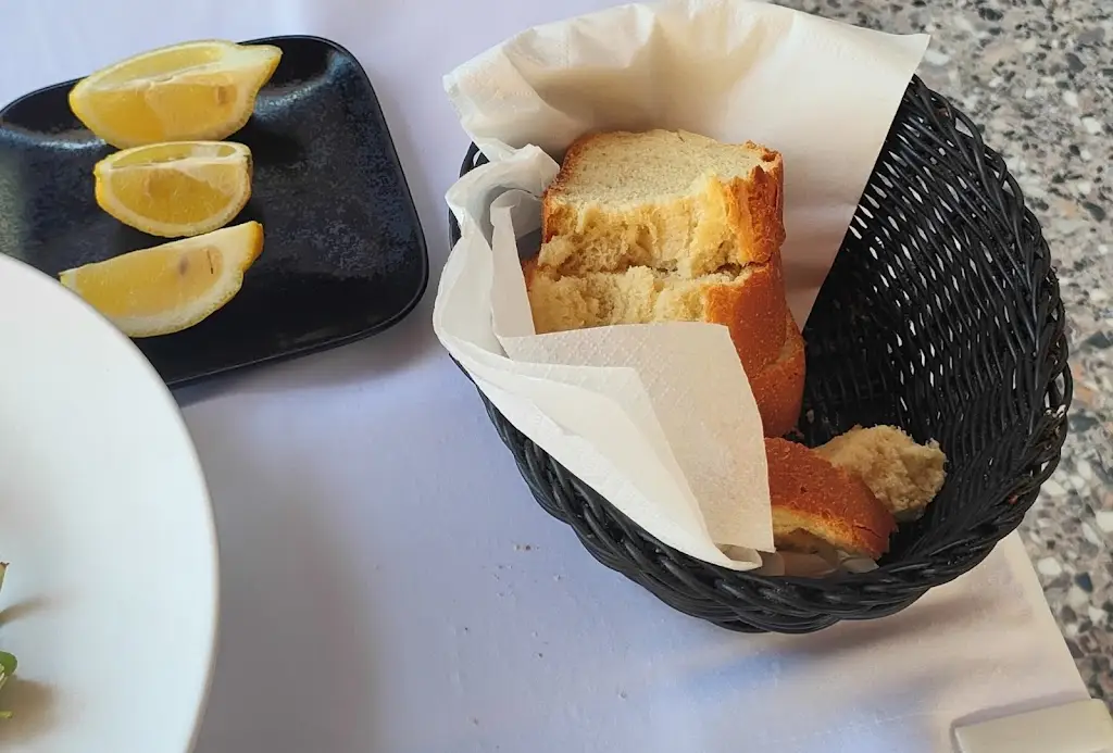 Menü_Mikiverna_Kalýves Polygýrou_Bild_5