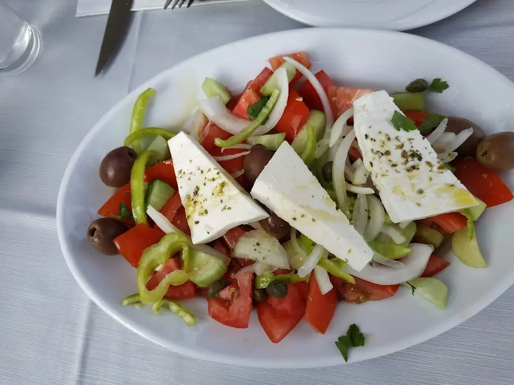 Menü_Mikiverna_Kalýves Polygýrou_Bild_7