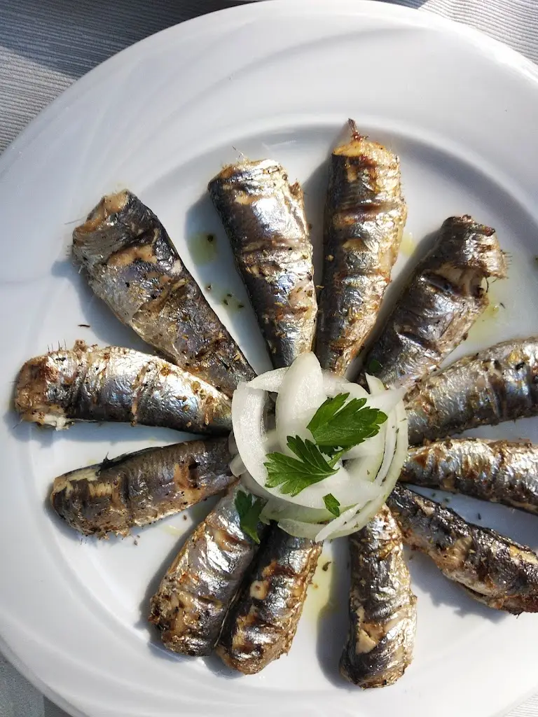 Menü_Mikiverna_Kalýves Polygýrou_Bild_8