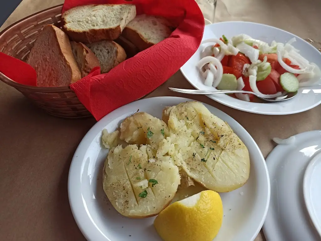 Menü_Tavern Thomas_Kassándreia_Bild_9