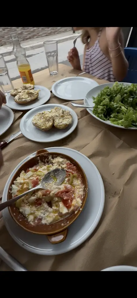 anastasia felekidis_Tavern Thomas_Kassándreia_Bewertung