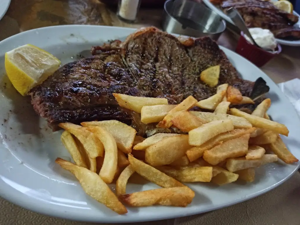 Lily B_Tavern Thomas_Kassándreia_Bewertung