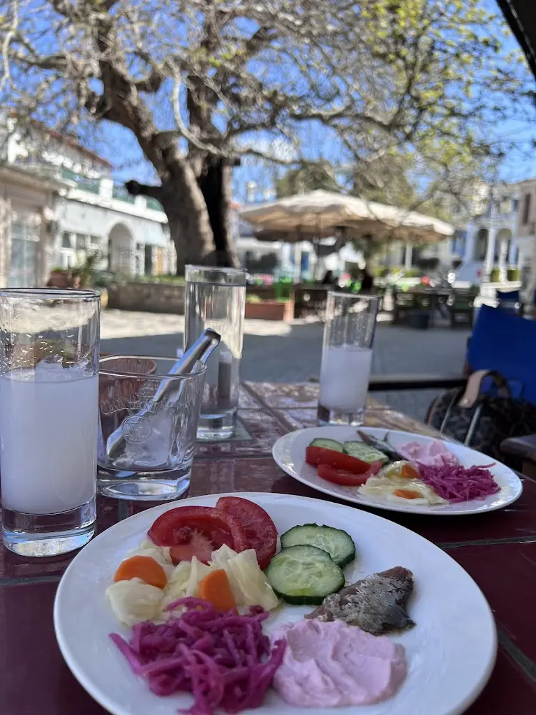 Menu_Palatáki_Kassándreia_immagine_2