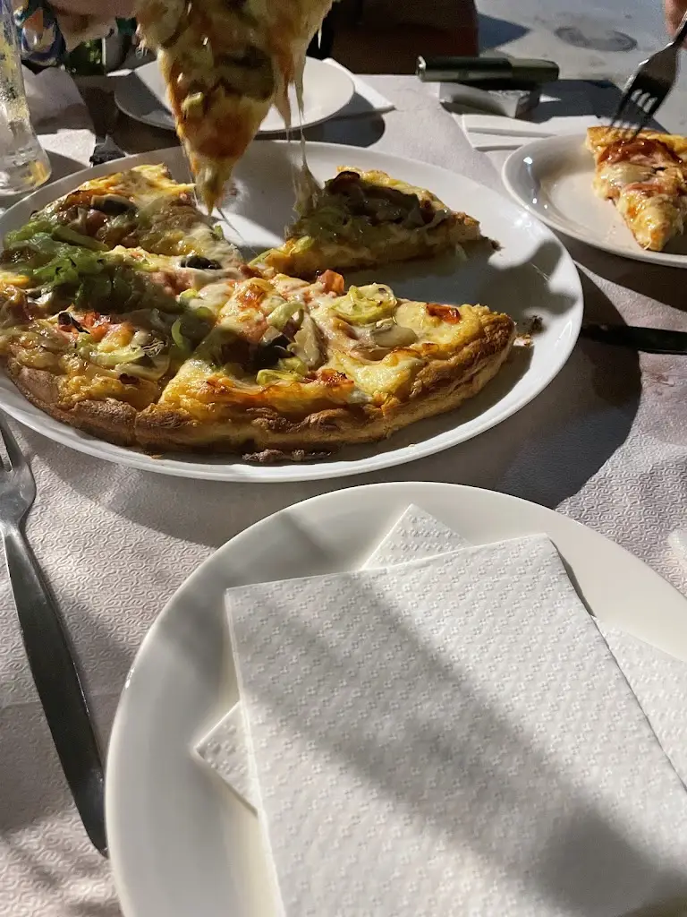 Katerina Askitaki_Palatáki_Kassándreia_recensione