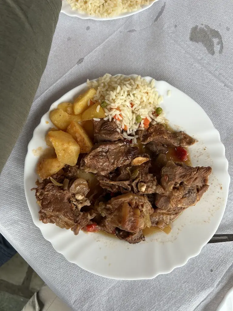 Γιώργος «Ν.» Βλιαγκόφτης_Ταβέρνα 