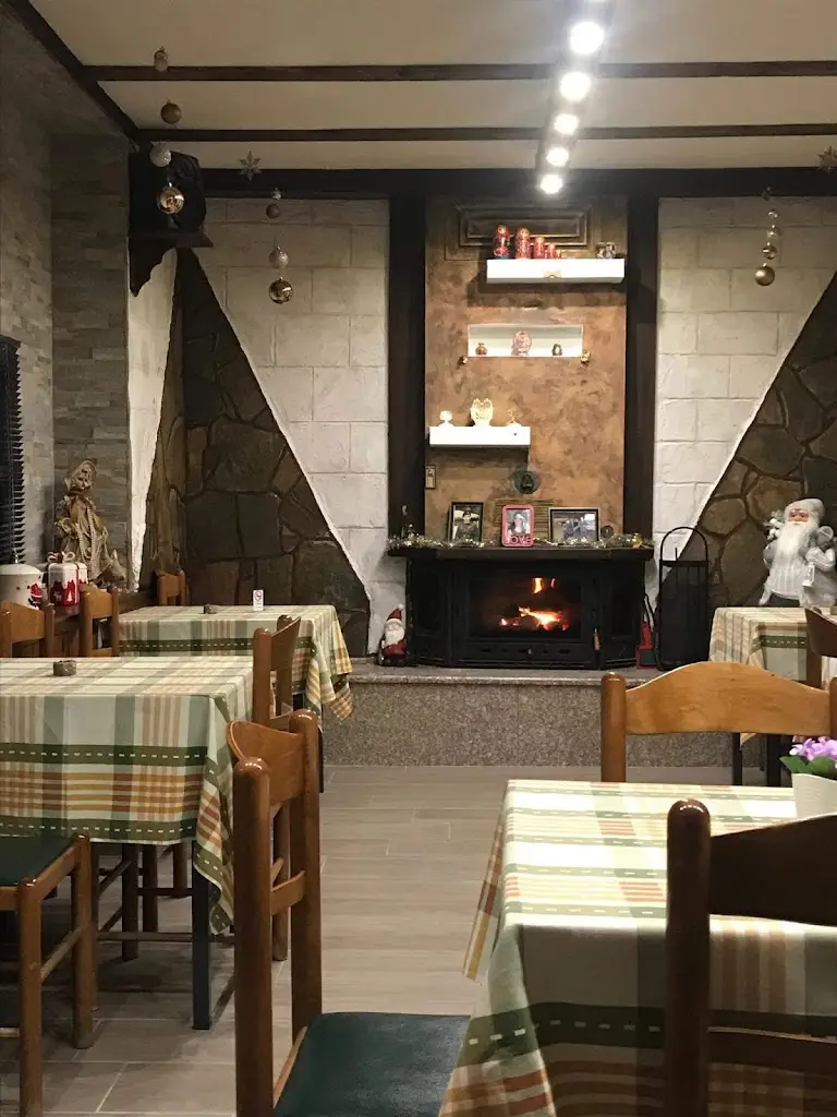 Καφέ Ψησταριά Ο Νίκος Restaurant in Káto Miliá