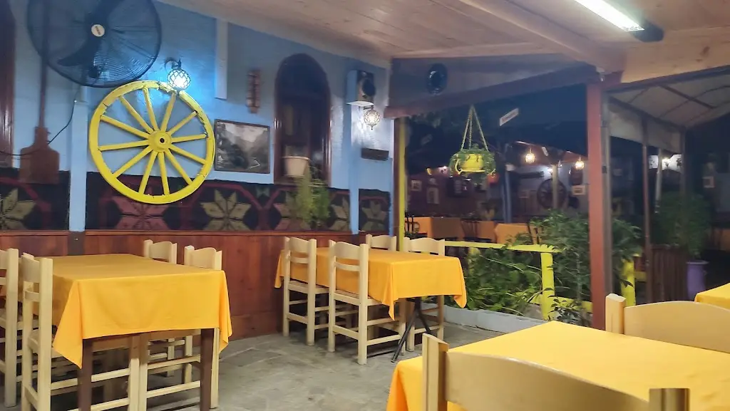 Το Κουτούκι_Káto Scholári_slider_image_1