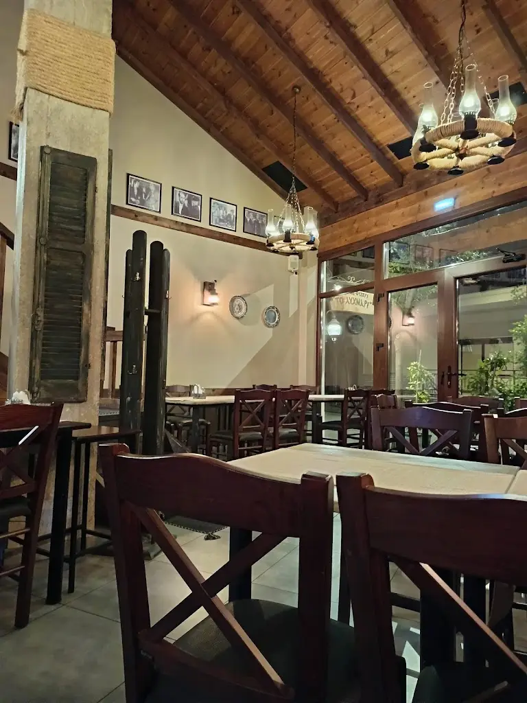 Το Λυχνάρι Restaurant in Kateríni