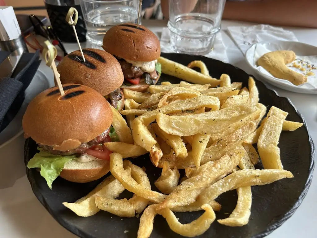 MARIA ALEXIOU_PODAS RestoBarTisserie_Kateríni_Bewertung