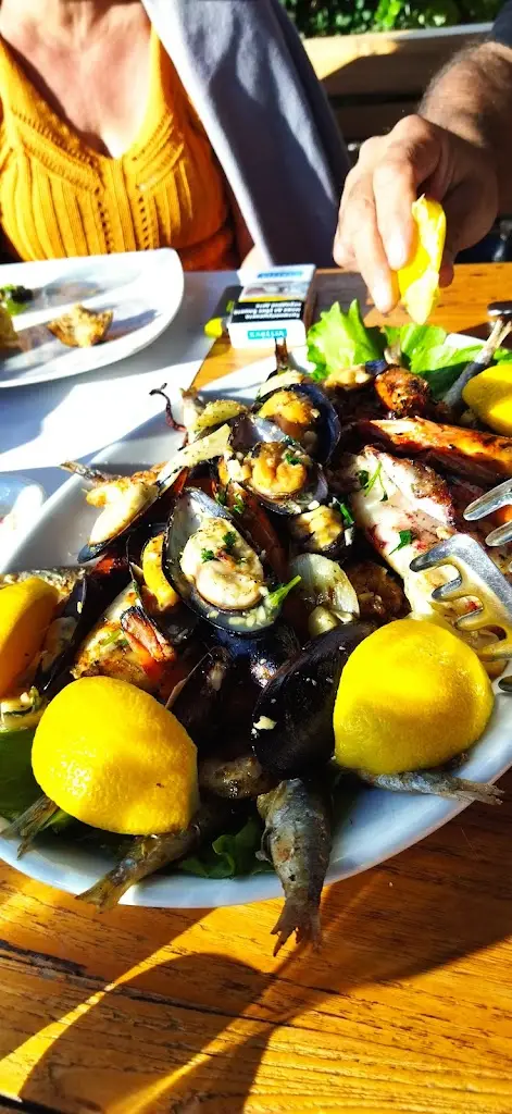 Menu_Cafe-Restaurant Archontiko_Kontariótissa_imagen_5