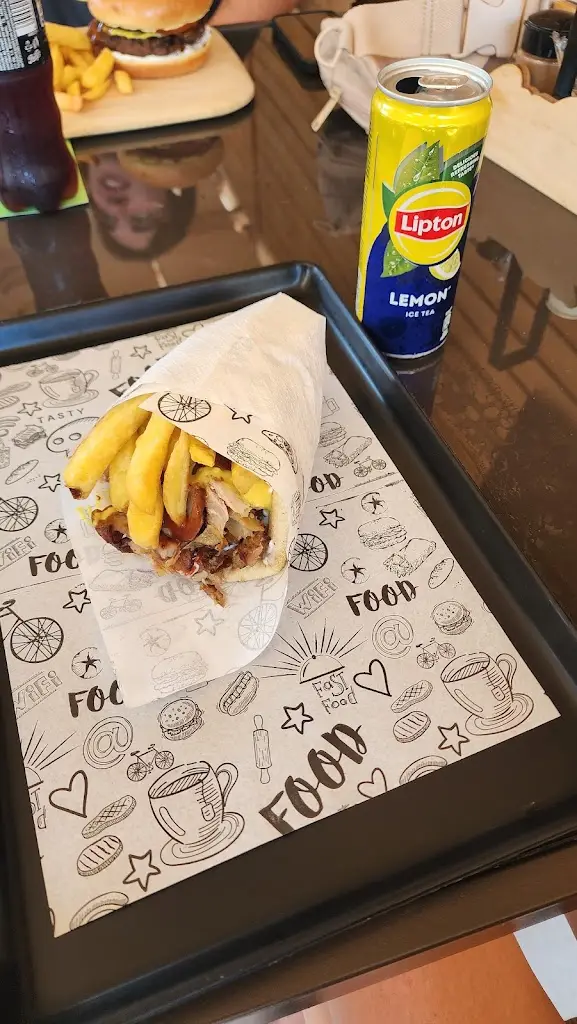 Not A Lie_Γύρο... Από τη Γεύση_Korinós_Bewertung