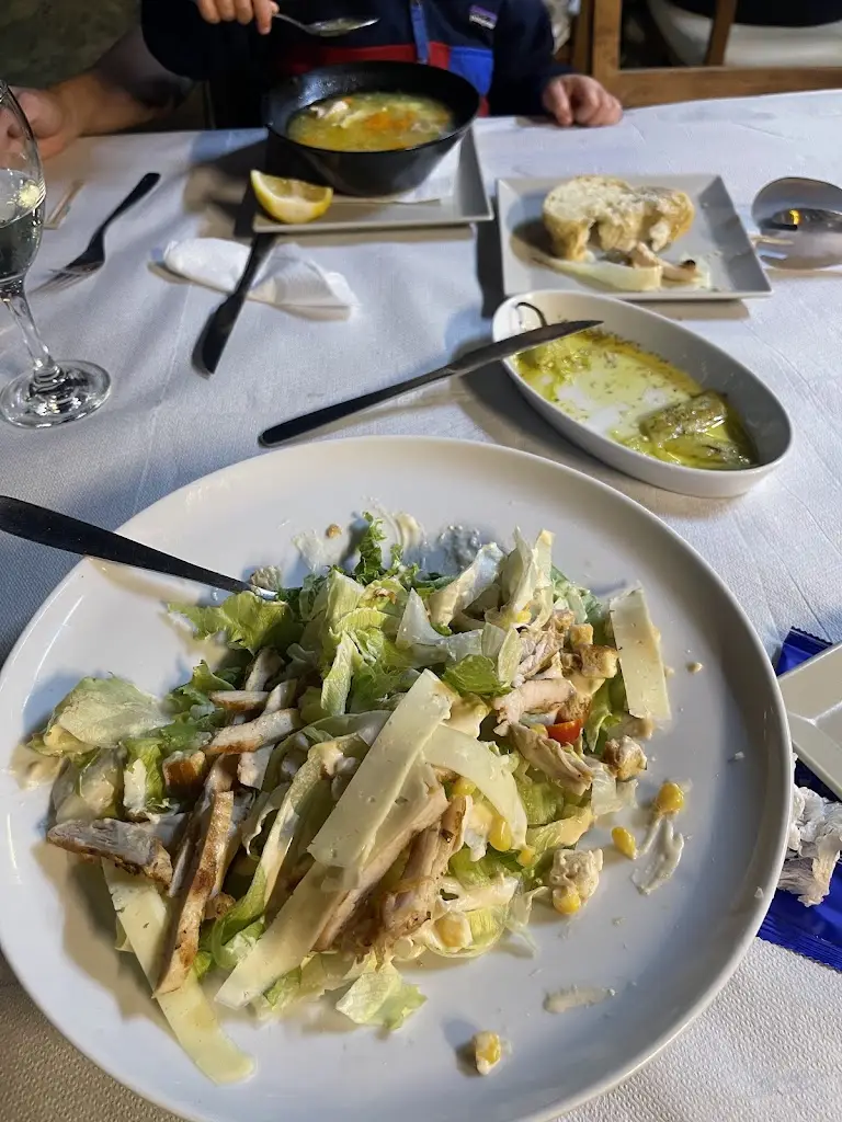 Саша Кашевар_POSEIDONEION fish tavern - grill_Korinós_Bewertung