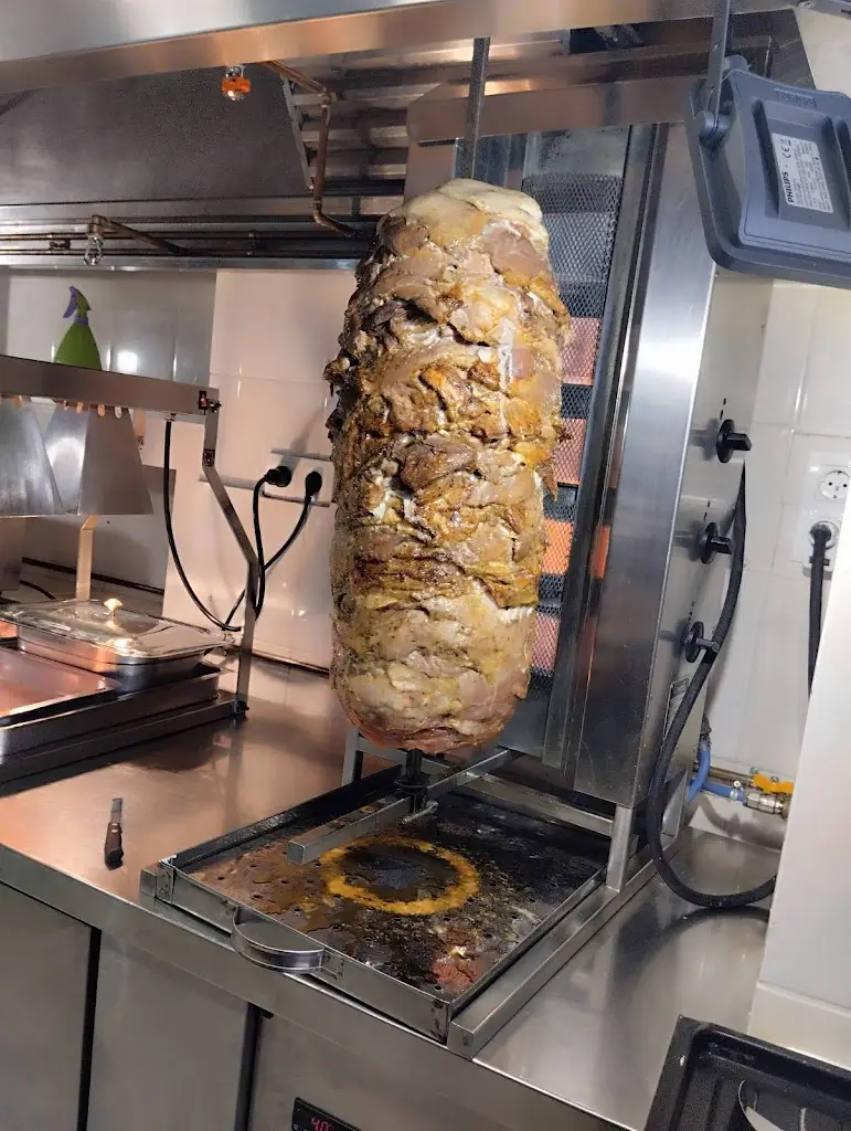 Menü_Ψητοπωλείο Κάτι ψήνεται (TAMOS ΓΙΩΡΓΟΣ)_Korinós_Bild_7