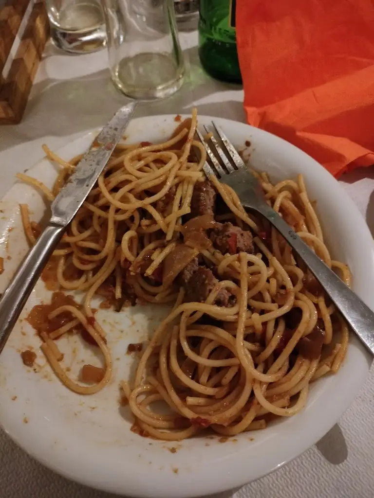 Sarah Mcmenamin_Stavros Traditional Grill House_Koryfí_Bewertung