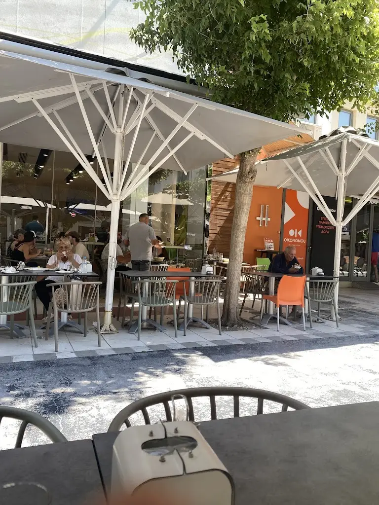 Luc Tiber_Number One: All Day Food_Koryfí_Bewertung