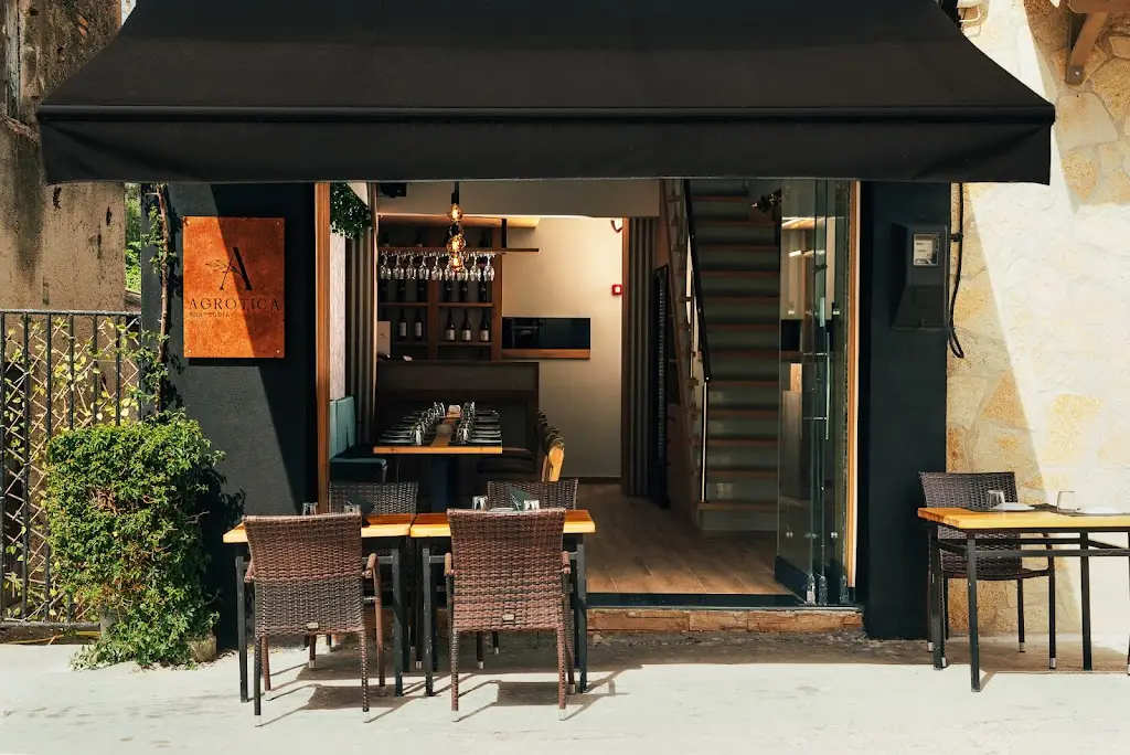 Trattoria Agrotica_Koryfí_slider_image_1