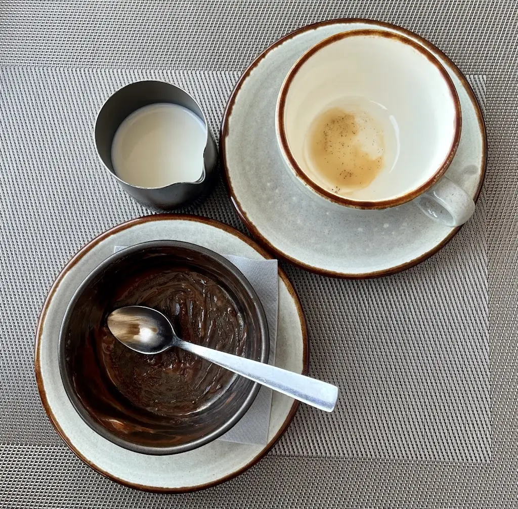 Chris Holmes_Arcadion Bistrot_Koryfí_Bewertung