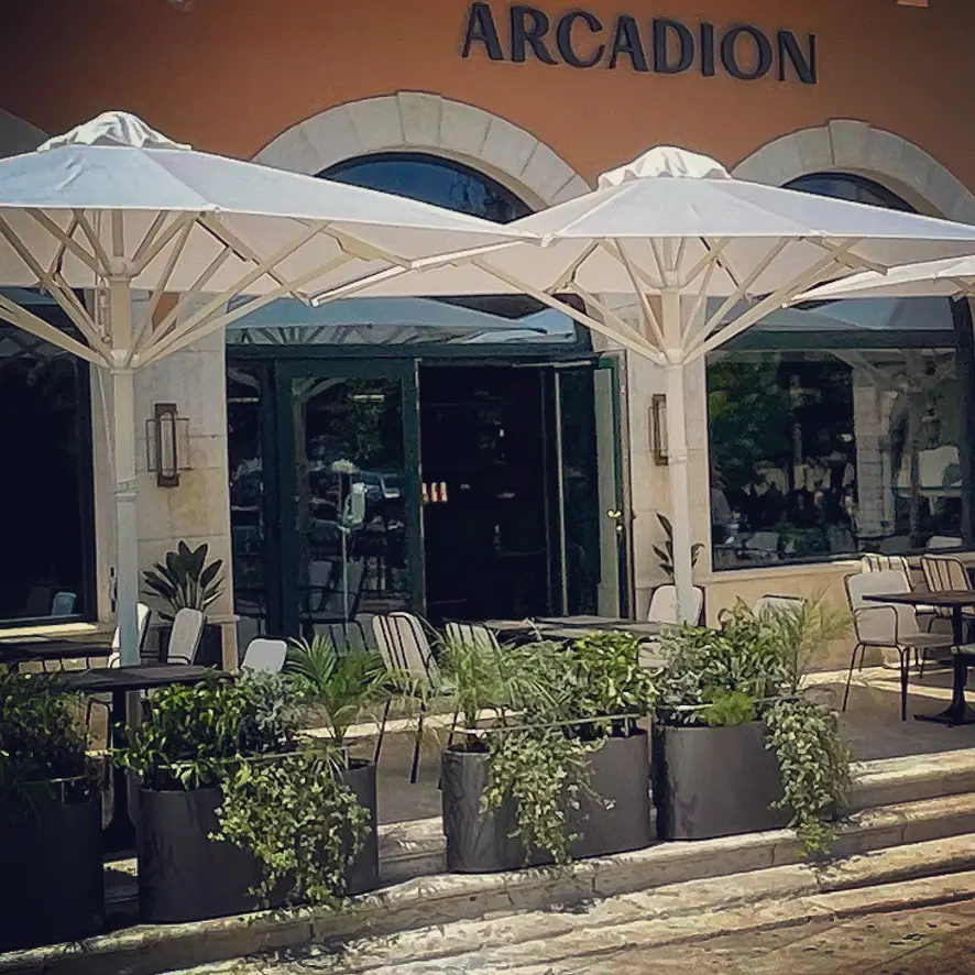 Arcadion Bistrot Restaurant in Koryfí