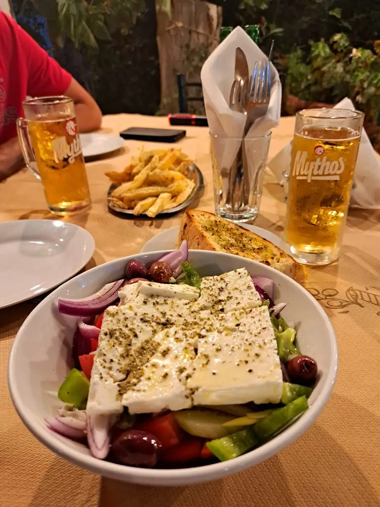 Dionysis_Áyioi Apóstoloi_slider_image_3