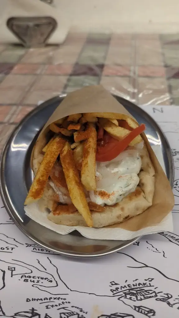 To Petrino_Koryfí_slider_image_2