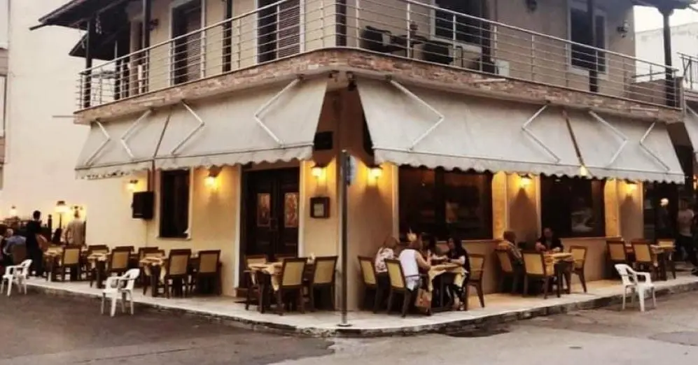 Οικογενειακή Ταβέρνα «Το Στέκι» Λίλης Restaurant in Koufália