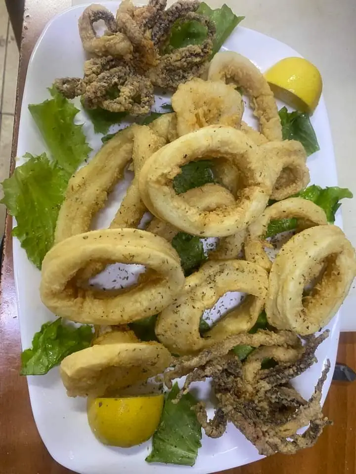 Menü_Το στέκι του Ντότη_Koufália_Bild_7