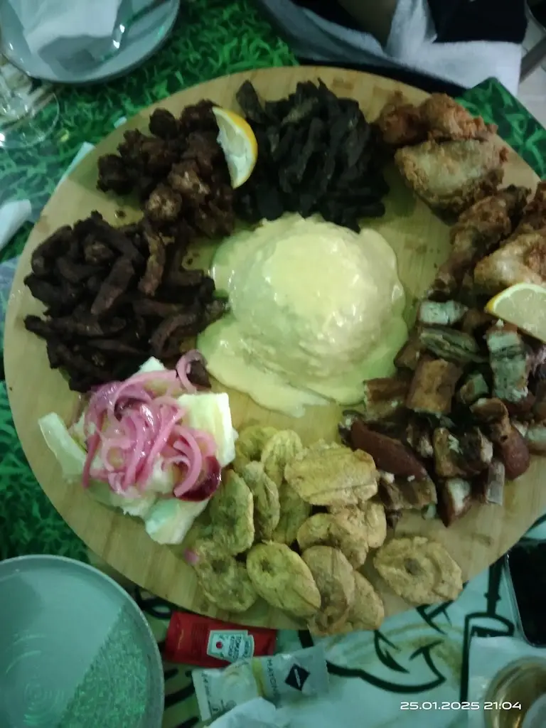 Menü_Ο καφενές του Μουστάκα_Koufália_Bild_8