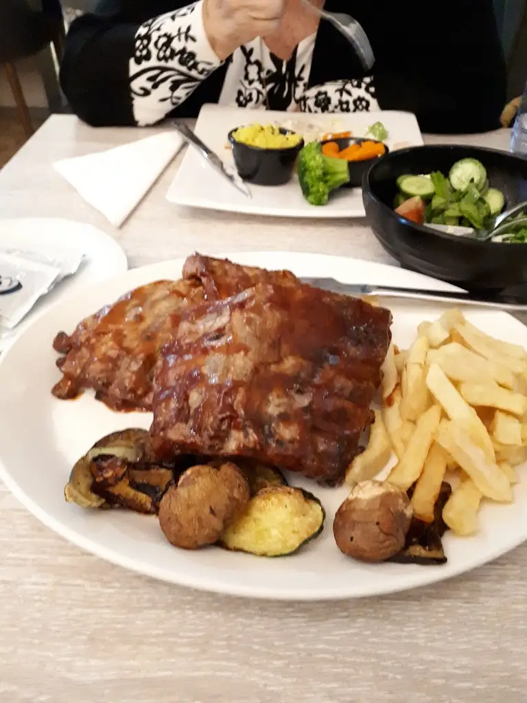 Menü_Τσιπουράδικο Γειά μας_Koufália_Bild_6