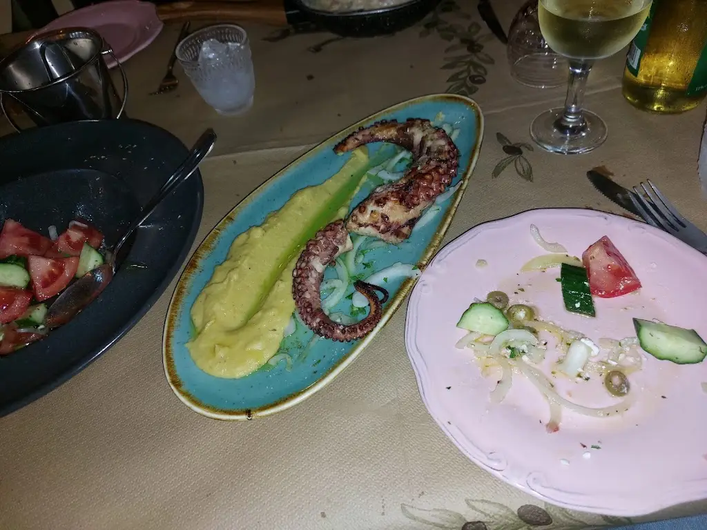 Menü_Trataménto Poikilía Géfseon (Variety of Flavors)_Kilkís_Bild_8