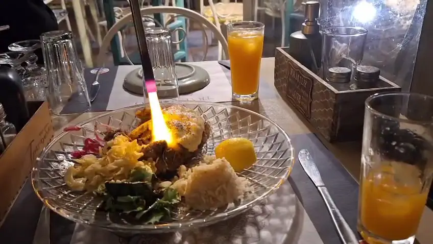 Ti TO_Trataménto Poikilía Géfseon (Variety of Flavors)_Kilkís_Bewertung