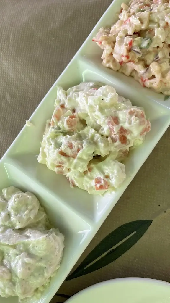 Natalia Melchukova_To Ladí_Áyioi Apóstoloi_Bewertung