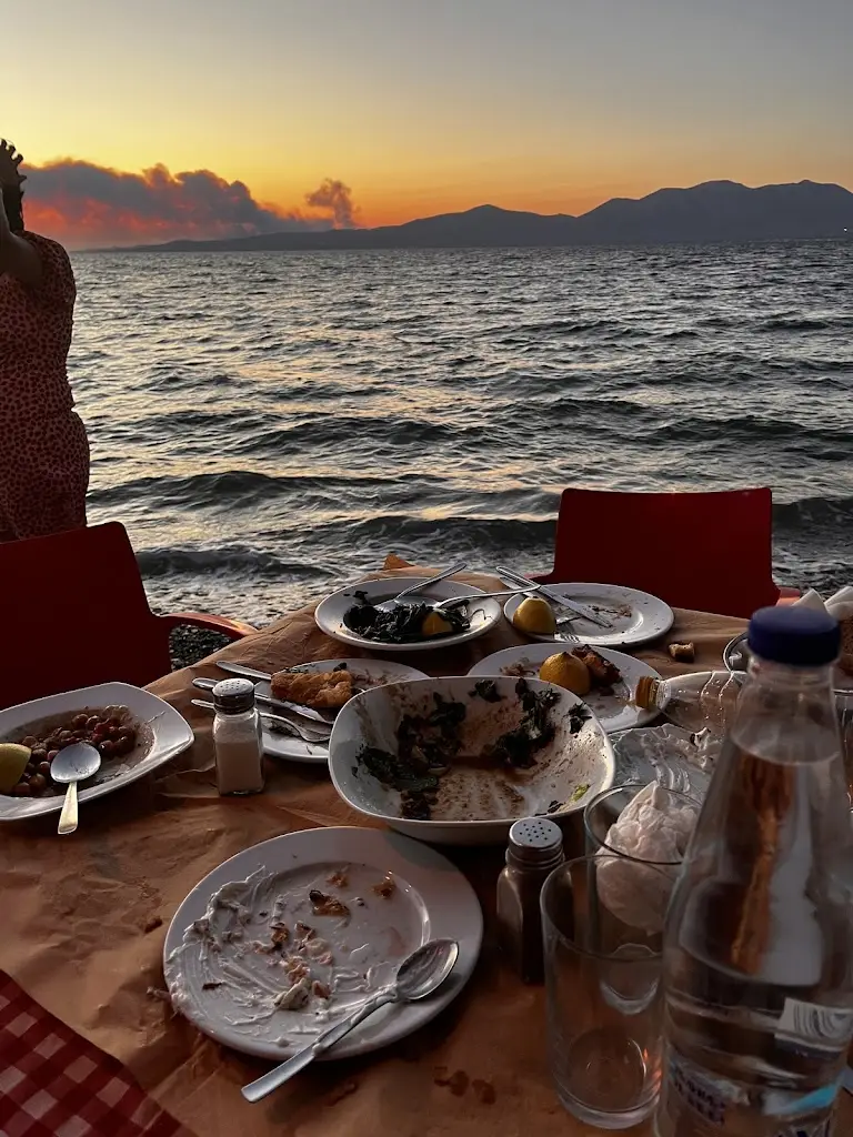 othmane belfqih_Ο Μπάτης από το 1959_Áyioi Apóstoloi_review