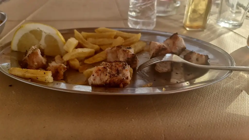 ofer cohen_Ο Μπάτης από το 1959_Áyioi Apóstoloi_review