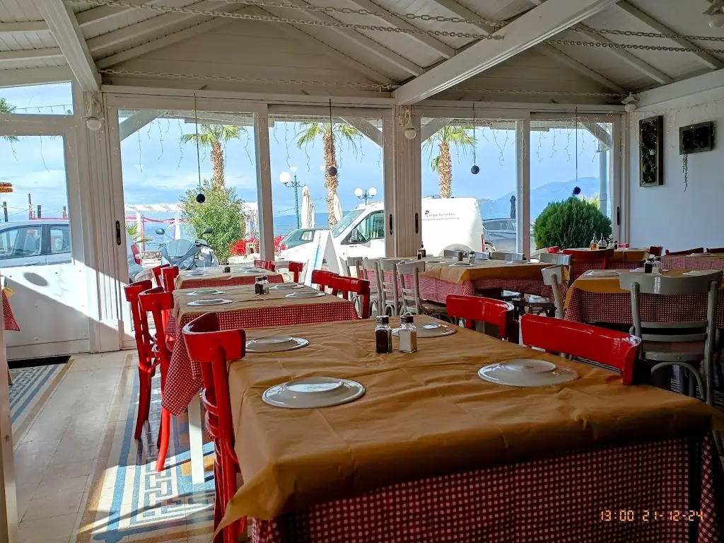 Ο Μπάτης από το 1959 Restaurant in Áyioi Apóstoloi
