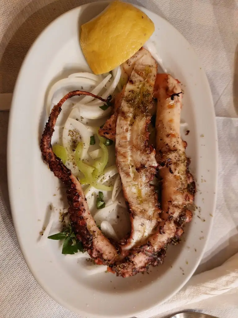 Menu_Σ'ΑΝΑΜΜΕΝΑ ΚΑΡΒΟΥΝΑ_Kilkís_image_5