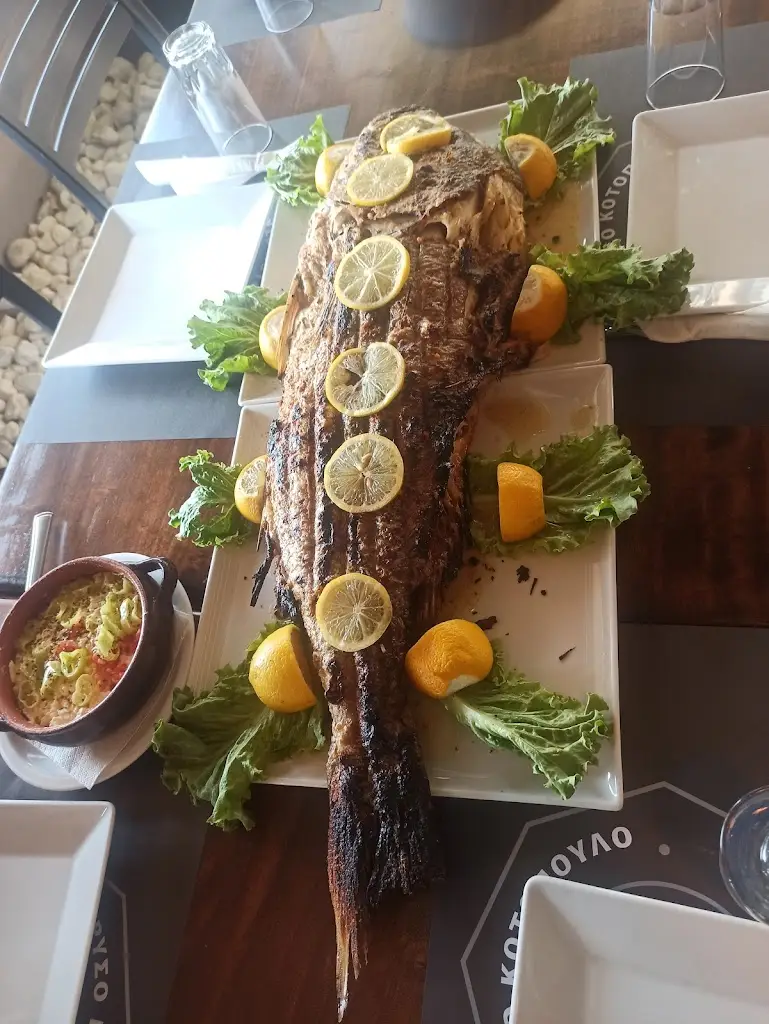 Menu_Το Χρυσό Κοτόπουλο_Kilkís_imagen_4