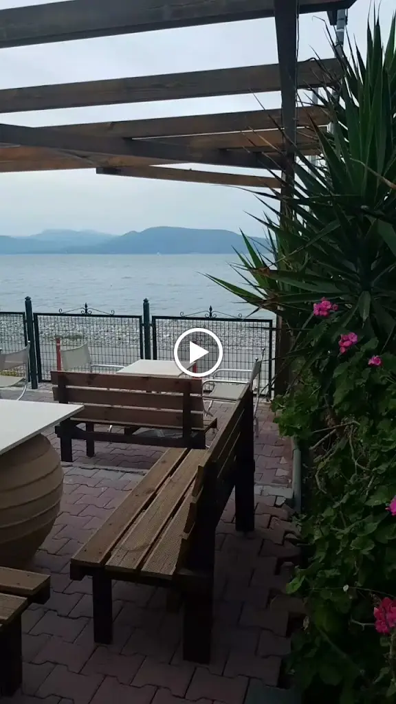 Kohili Cafe-Beach bar-Restaurant Restaurant in Áyioi Apóstoloi