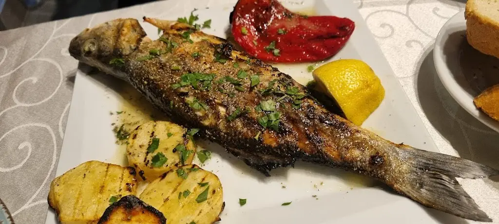 Menü_Μεζέυς_Kilkís_Bild_9