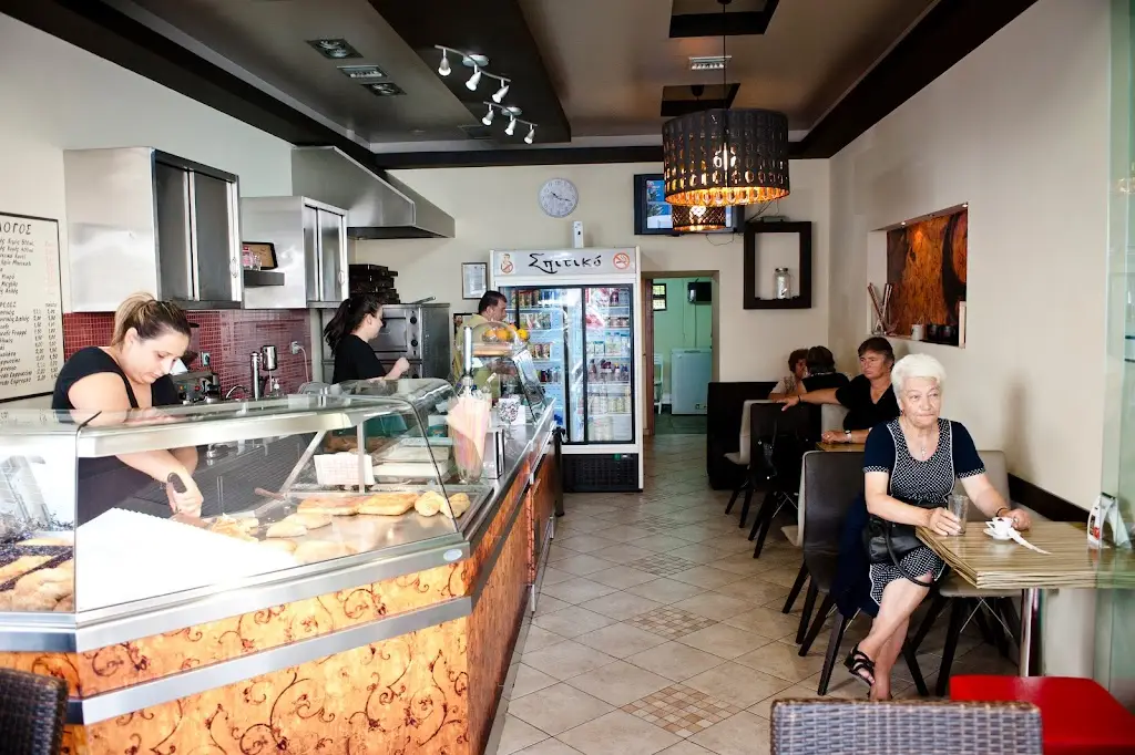 ΜΠΟΥΓΑΤΣΑ ΚΑΦΕ ΣΠΙΤΙΚΟ (breakfast, coffee, soft drinks, cold sandwiches)_Kilkís_slider_image_3