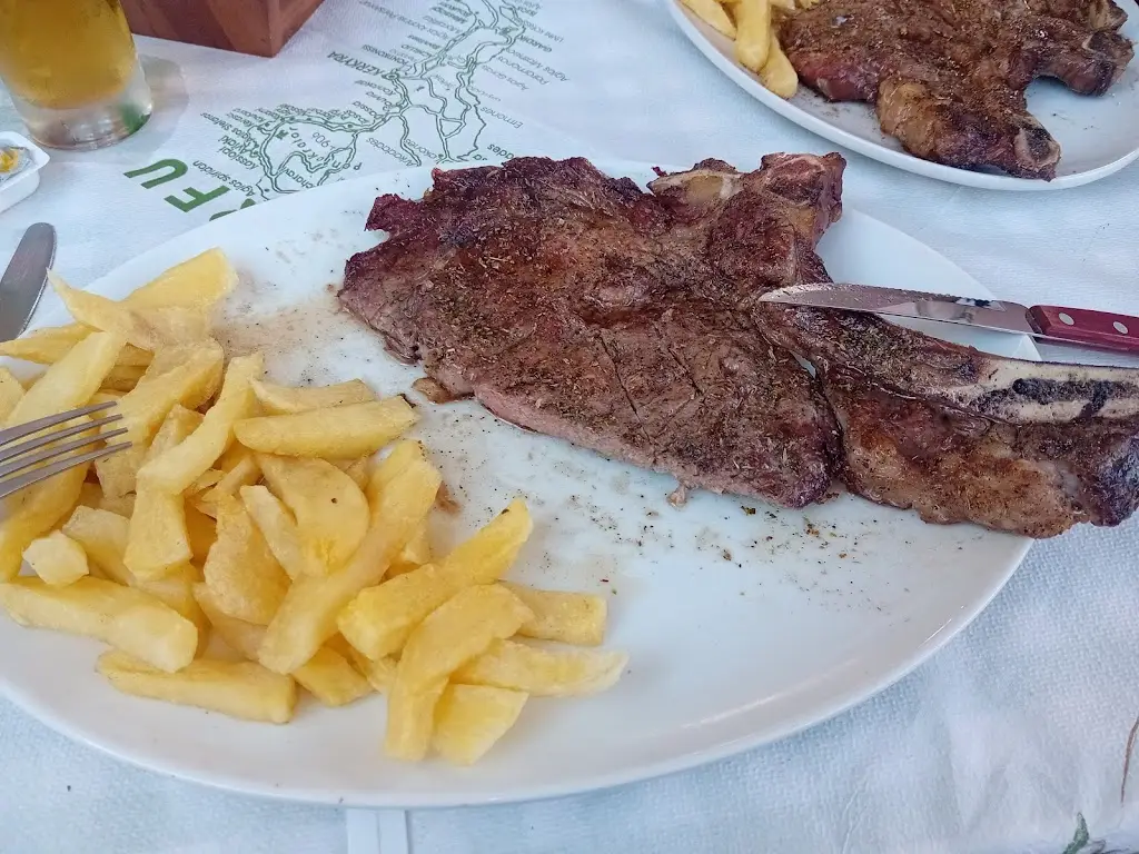 Ο Τράγος_Kouloúra_slider_image_2