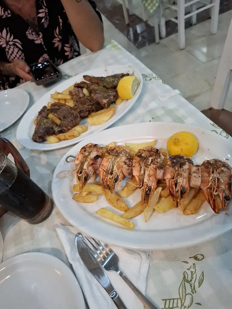 Ο Τράγος_Kouloúra_slider_image_3